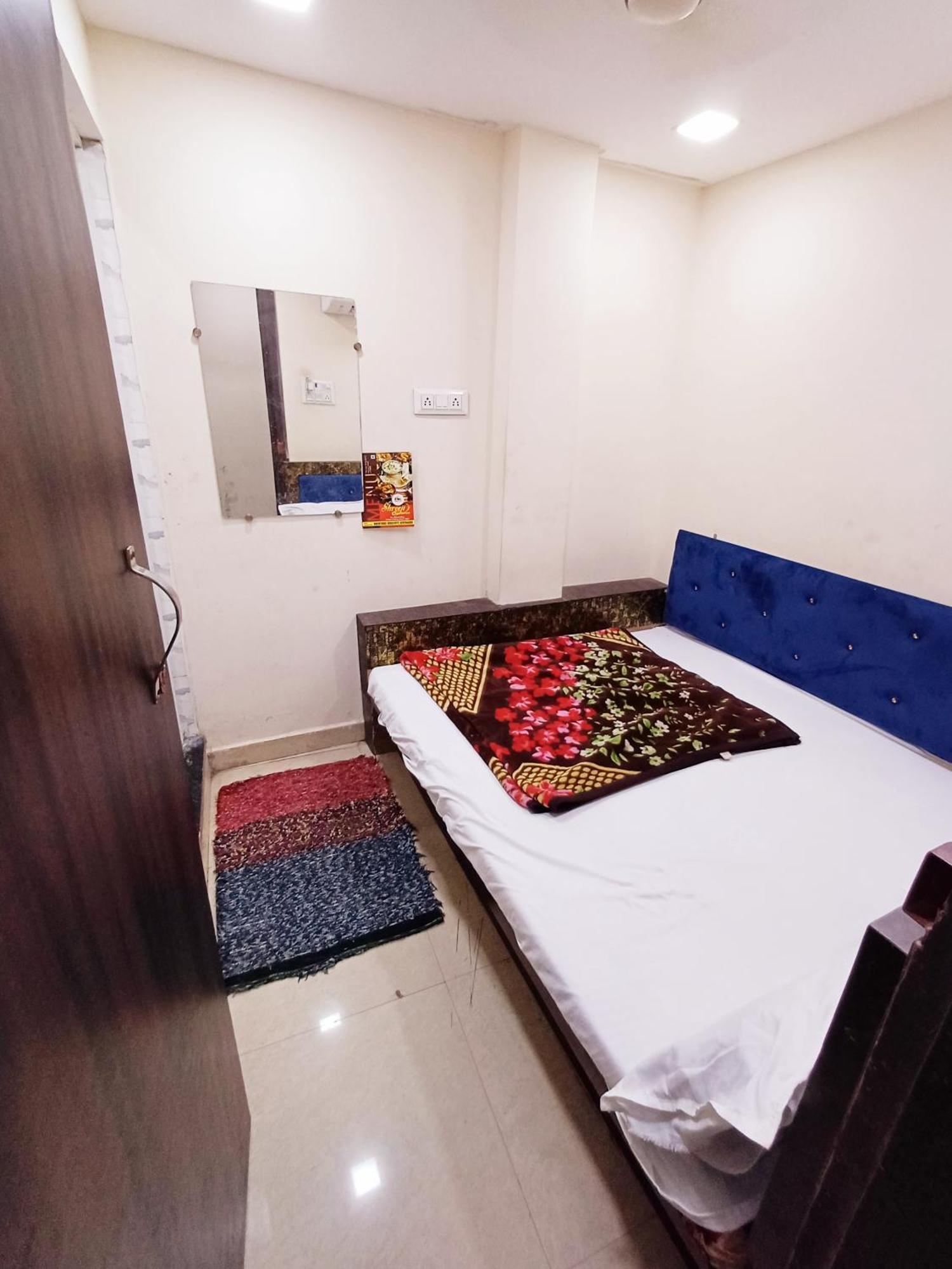Blue Tower Hotel Ujjain Ngoại thất bức ảnh