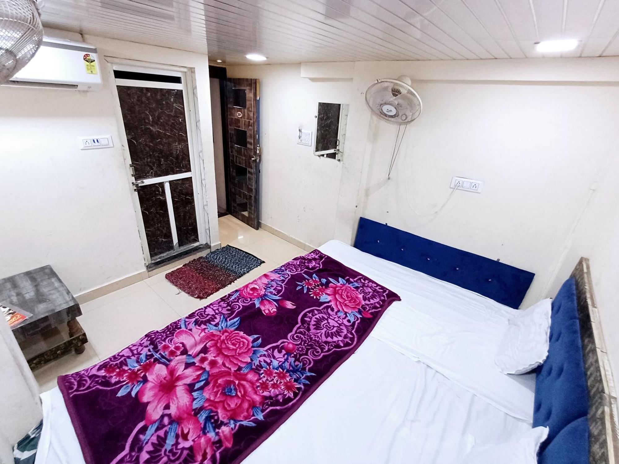 Blue Tower Hotel Ujjain Ngoại thất bức ảnh